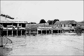 High water during a flood in 1912.